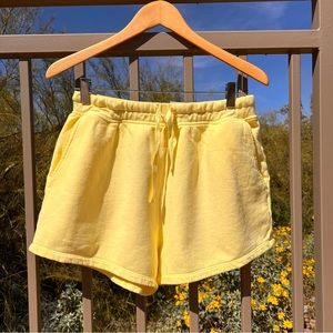 Joie NWT Womens Shorts Size 2 Color Lemon The Hunt Short